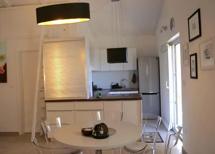 Villa House Blue Sea *