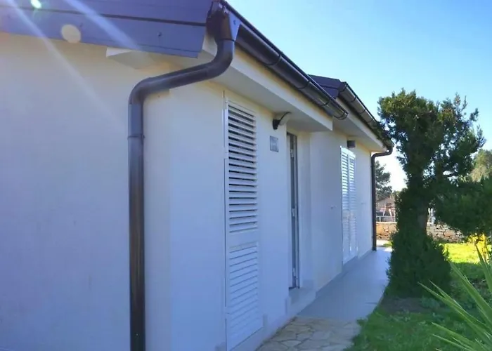 别墅 House Blue Sea